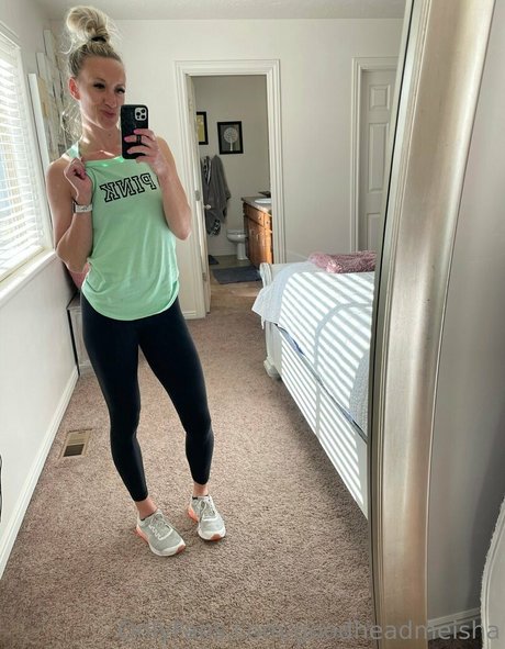 goodheadmeisha adult star image