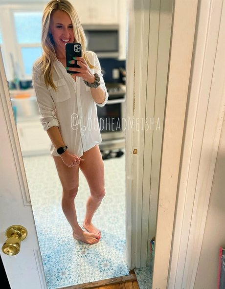 hard nipples onlyfans beautiful xxx img