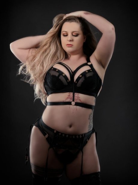 Ruca Angel top star galleries