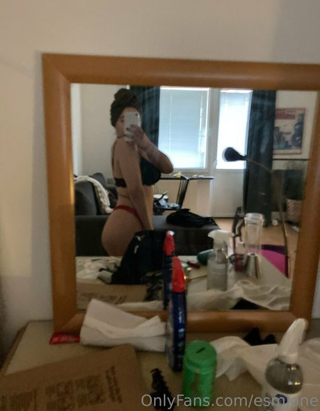 esmjone model free pic