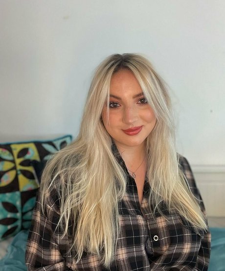 super skinny onlyfans nudes images