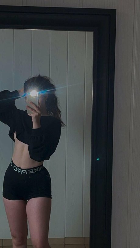 larissaxadventures model galleries