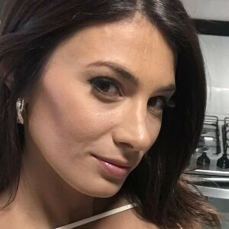 Michelle Poligamia sexy star pics