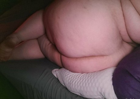 curv3s4days hot pornstar image