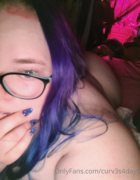 curv3s4days erotic actress archive