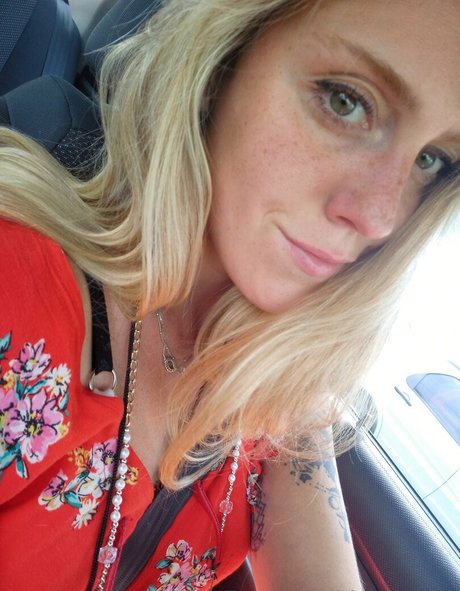 cum on glasses onlyfans perfect picture