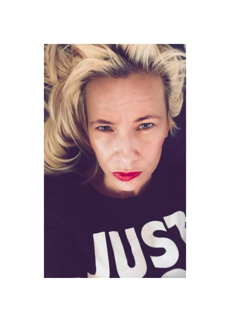 loveislove01 nice actress galleries