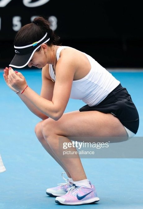 gloryhole wife onlyfans beautiful naked images