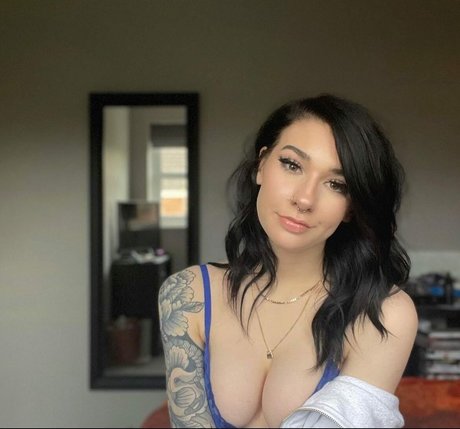 Em camp bell hot pornstar img