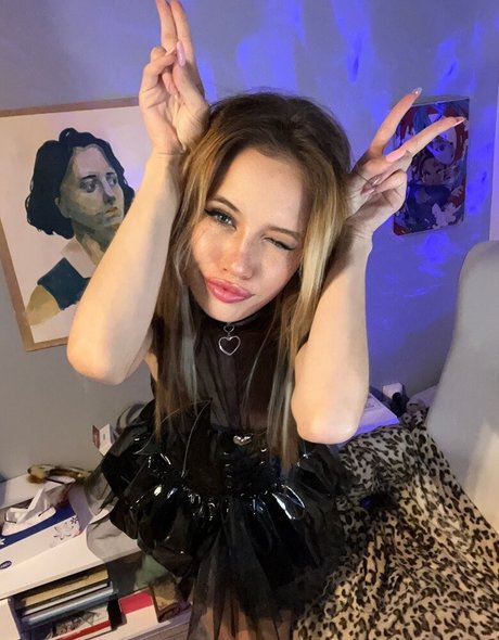 Seckooh model erotic images