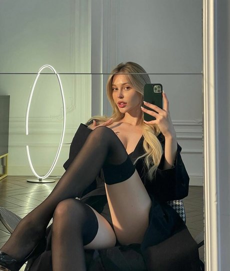 evalevel star exclusive picture