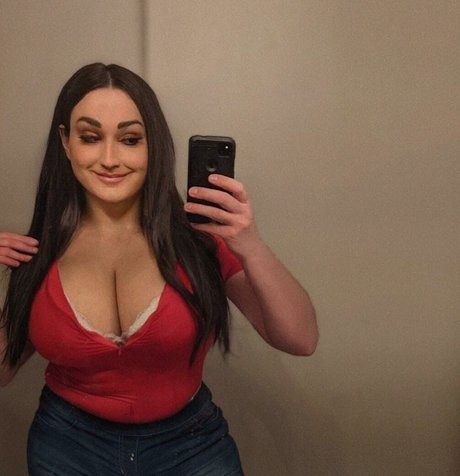 ThighHiBby naked model images