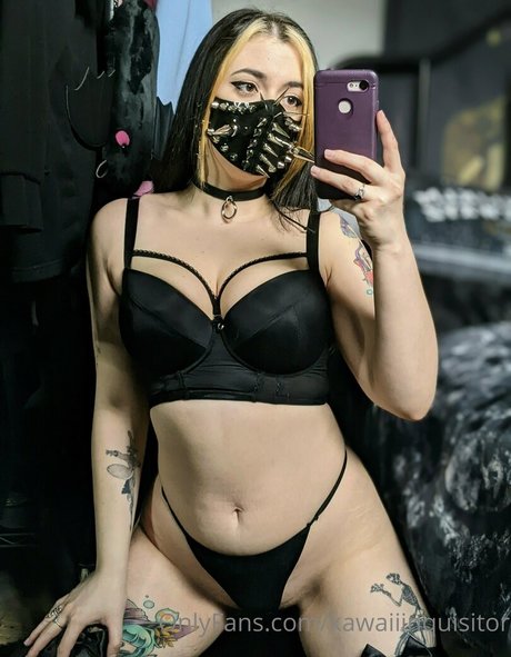 kawaiiinquisitor star hot image