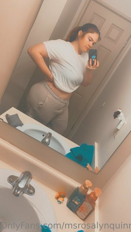 msrosalynquinn555 sexy star gallery