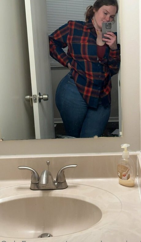 msrosalynquinn555 model sexy picture