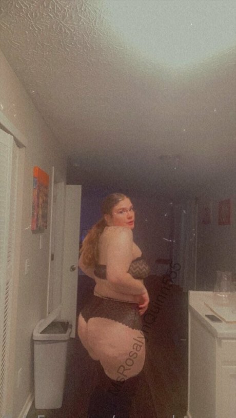 msrosalynquinn555 pornographic star pic