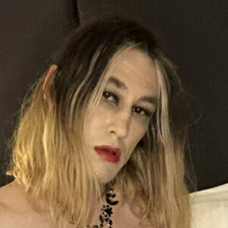 Ravok19 naked model img