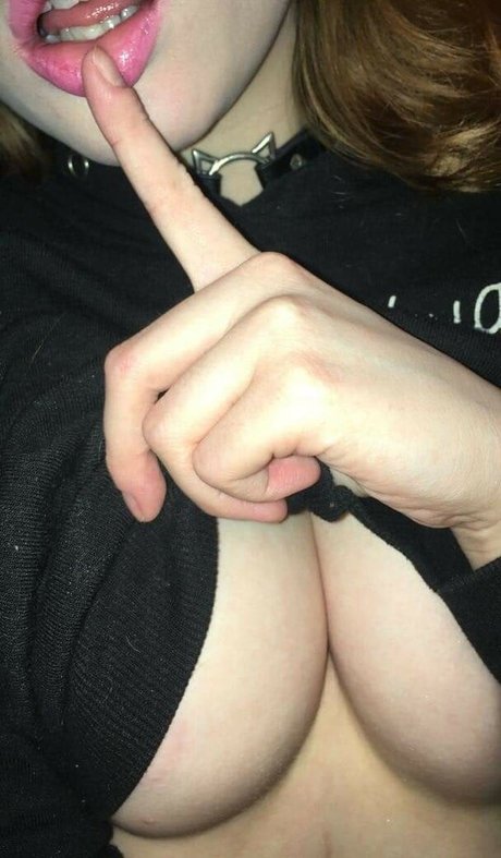 Lilac Lullaby pornstar sex pic