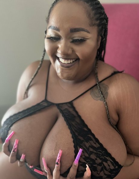 Anyai The Saiyan pornstar beautiful pics