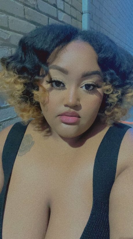 Anyai The Saiyan star naked pictures