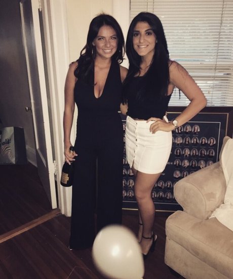 Rachel Winchester sexy model img