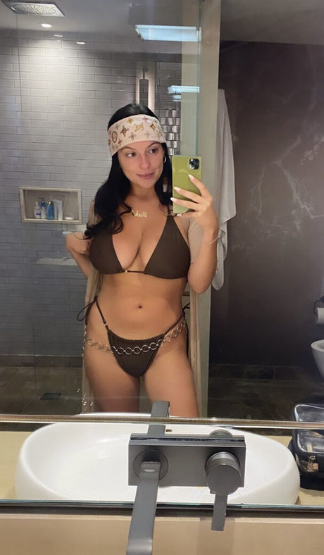 Rachel Winchester erotic actress image