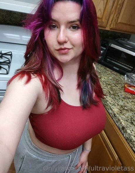 ultravioletass erotic model image