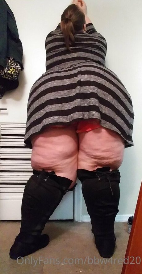 nerdy onlyfans erotic pic