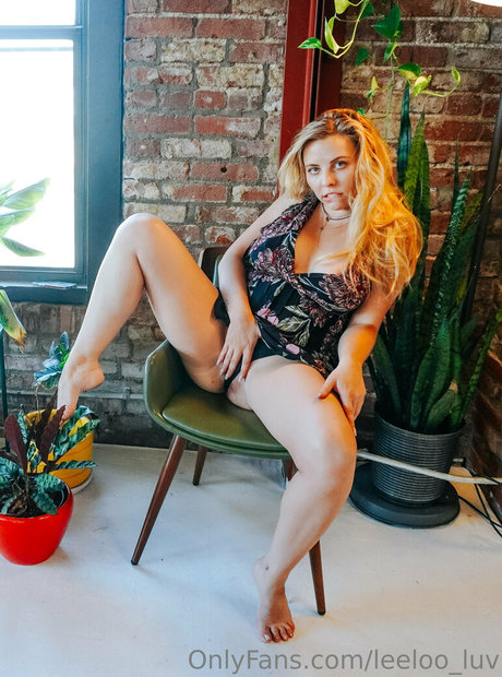 leeloo luv model adult gallery