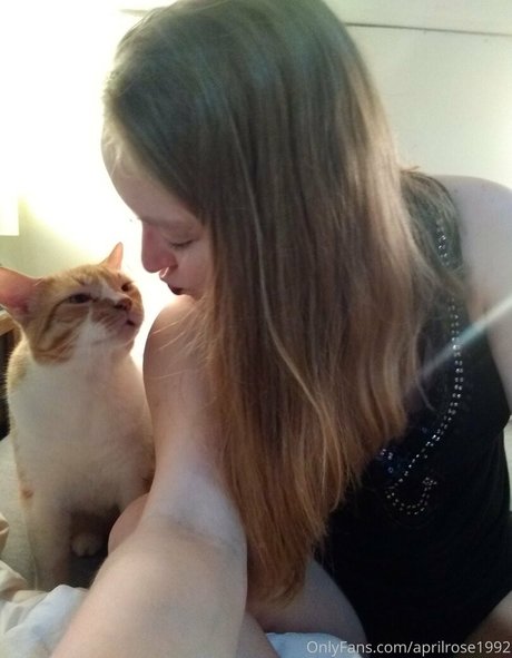 aprilrose1992 free star pictures