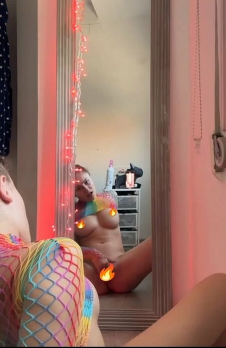 janiss oficial porn actress photo