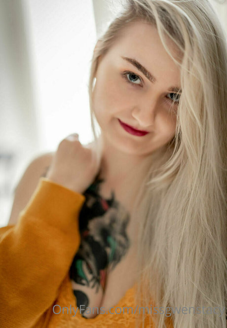 missgwenstacy model nude galleries