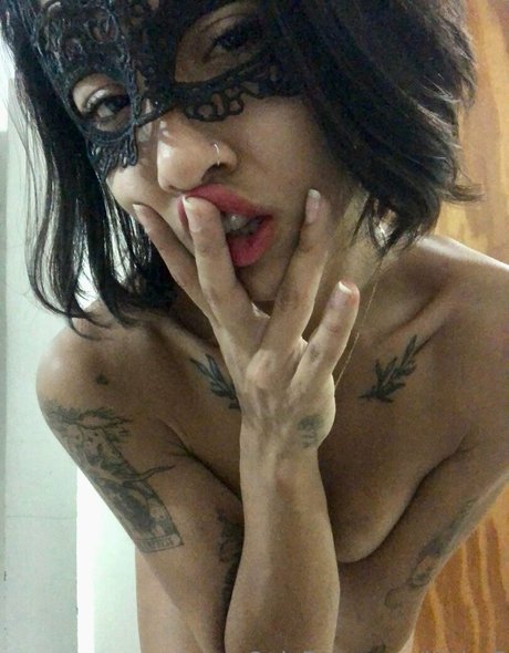 lilitha7 porn star img