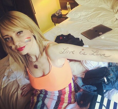 shaved onlyfans sexy nude picture