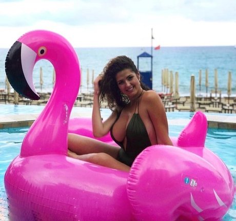 Fabiana Pastorino art pornstar gallery