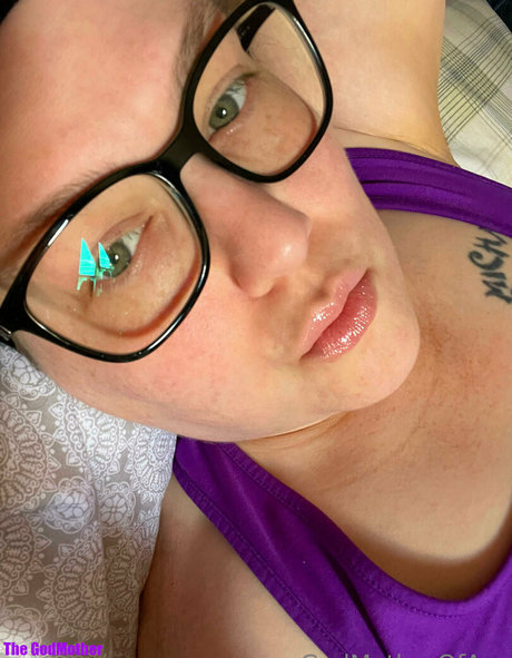 curvy solo onlyfans nude pics