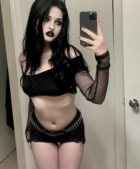 Bleachb0n3s pornographic actress pic