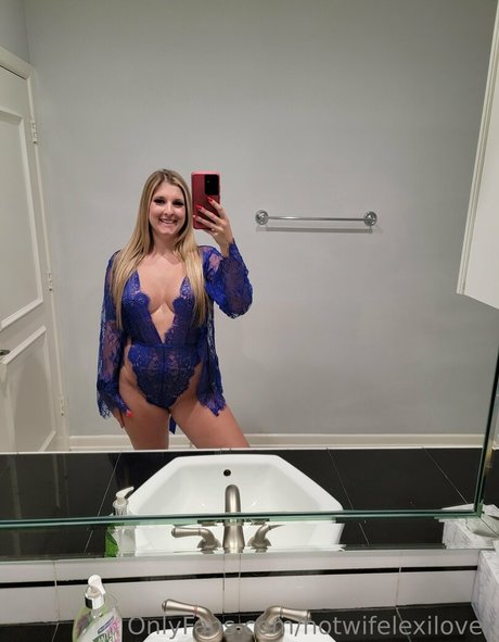 hotwifelexilovex art pornstar pics