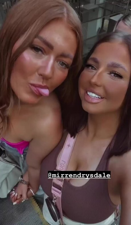 Elizabeth Taylor nude star photo