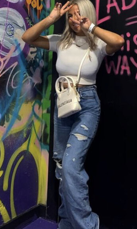 Elizabeth Taylor free star image