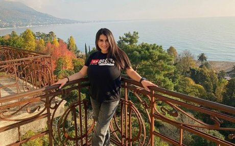 Rozzzywow model high quality image