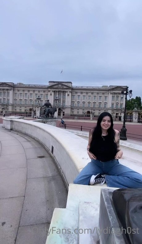 LydiaGhost art model pic