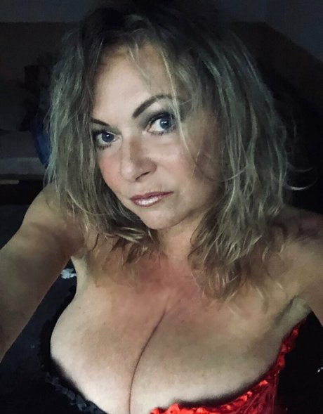 Debee Ashby sexy pornstar archive