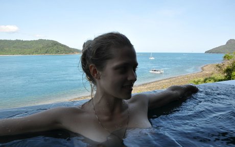 Teresa Palmer perfect star image