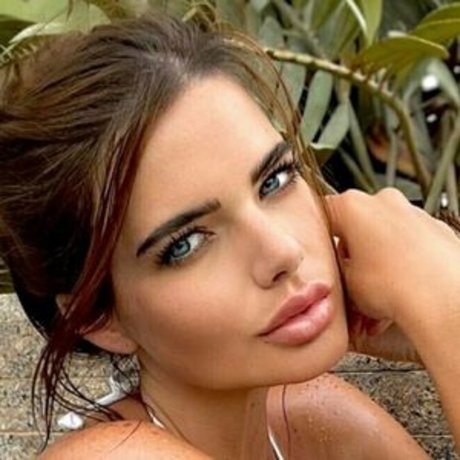 ebony lesbians onlyfans nude picture