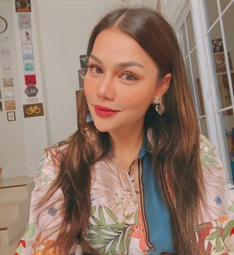 Djbutterfly36 model erotic photo