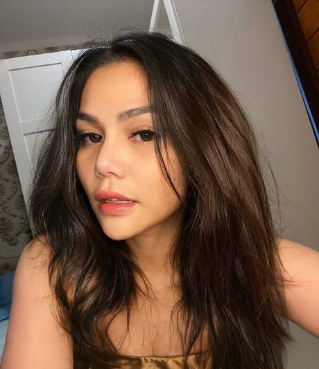 teen natural tits onlyfans sexy pictures