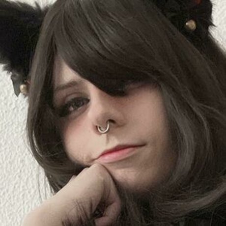 Xlunartears model erotic photo