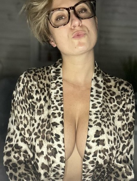 Brandy Canaday hot pornstar pictures