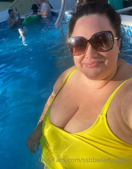 blonde natural onlyfans sexy picture